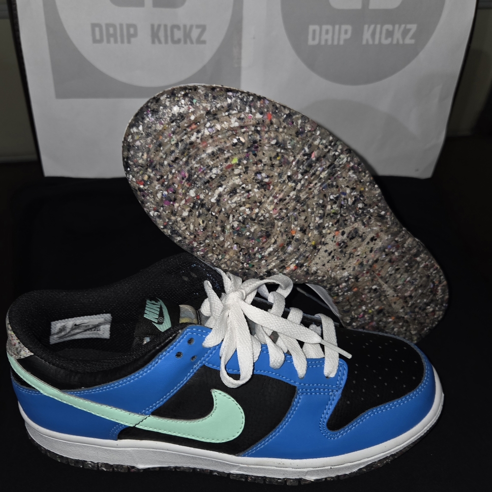Nike Dunk Low Black Mintfoam Sneakers